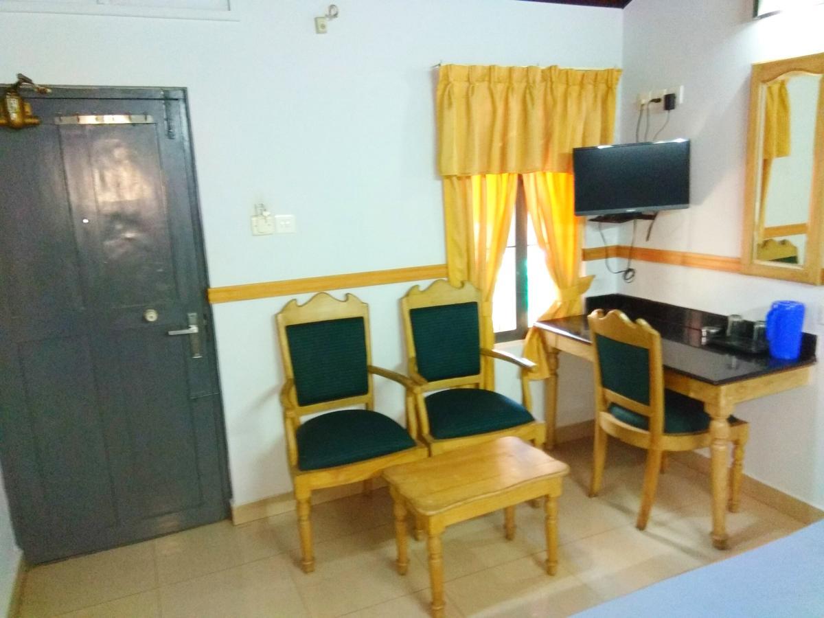 Hotel Maple Regency Kochi Luaran gambar