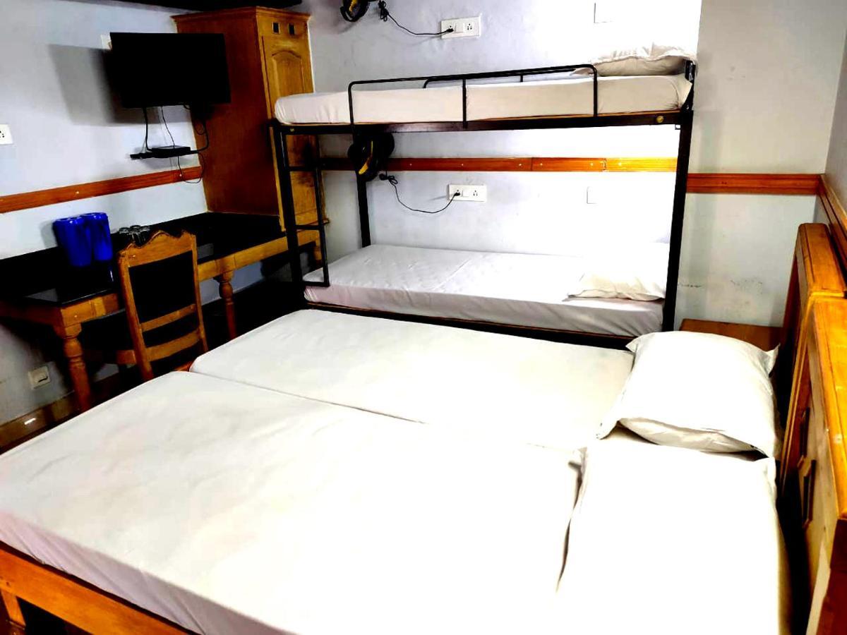 Hotel Maple Regency Kochi Luaran gambar