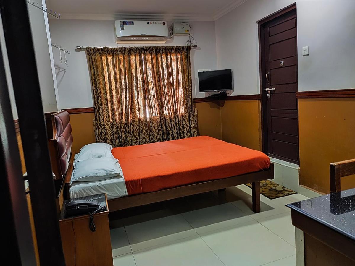 Hotel Maple Regency Kochi Luaran gambar