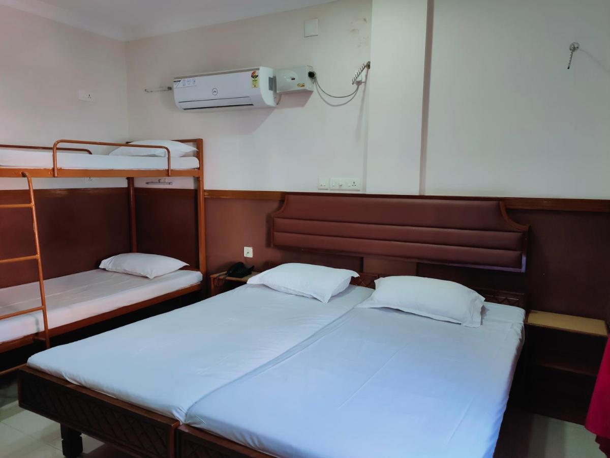 Hotel Maple Regency Kochi Luaran gambar