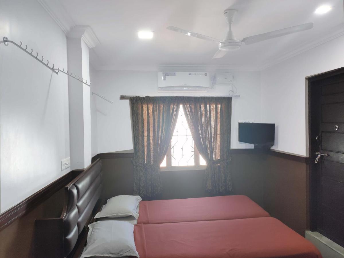 Hotel Maple Regency Kochi Luaran gambar